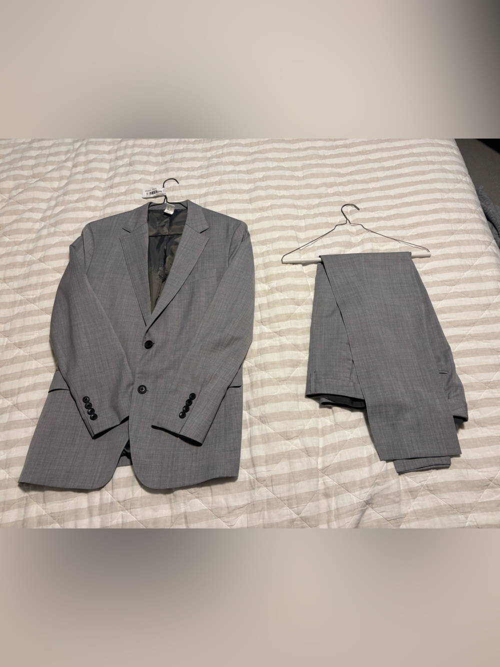 Bonobos Gray Men’s Two-Piece Suit Blazer and Trousers